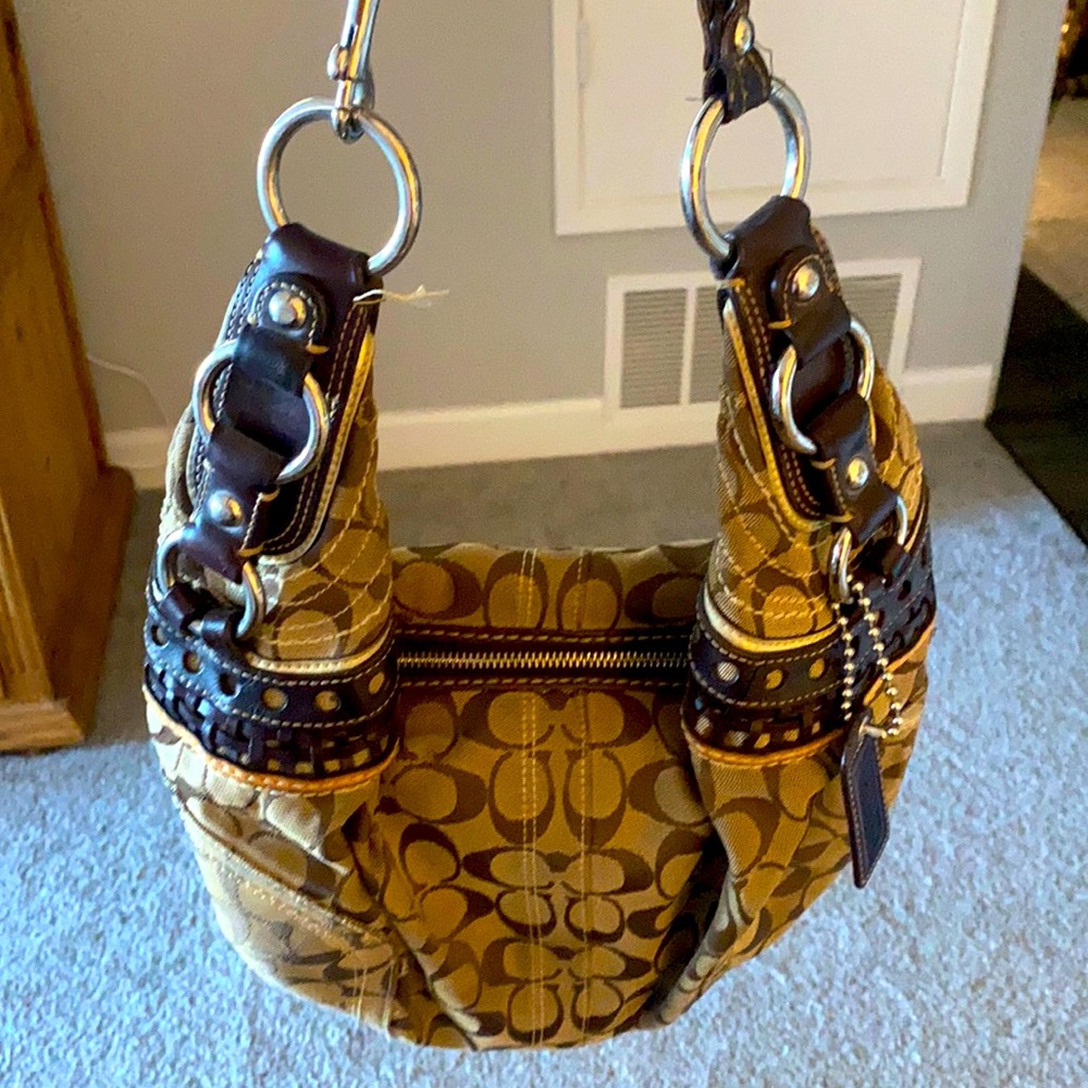 Coach medium sized handbag